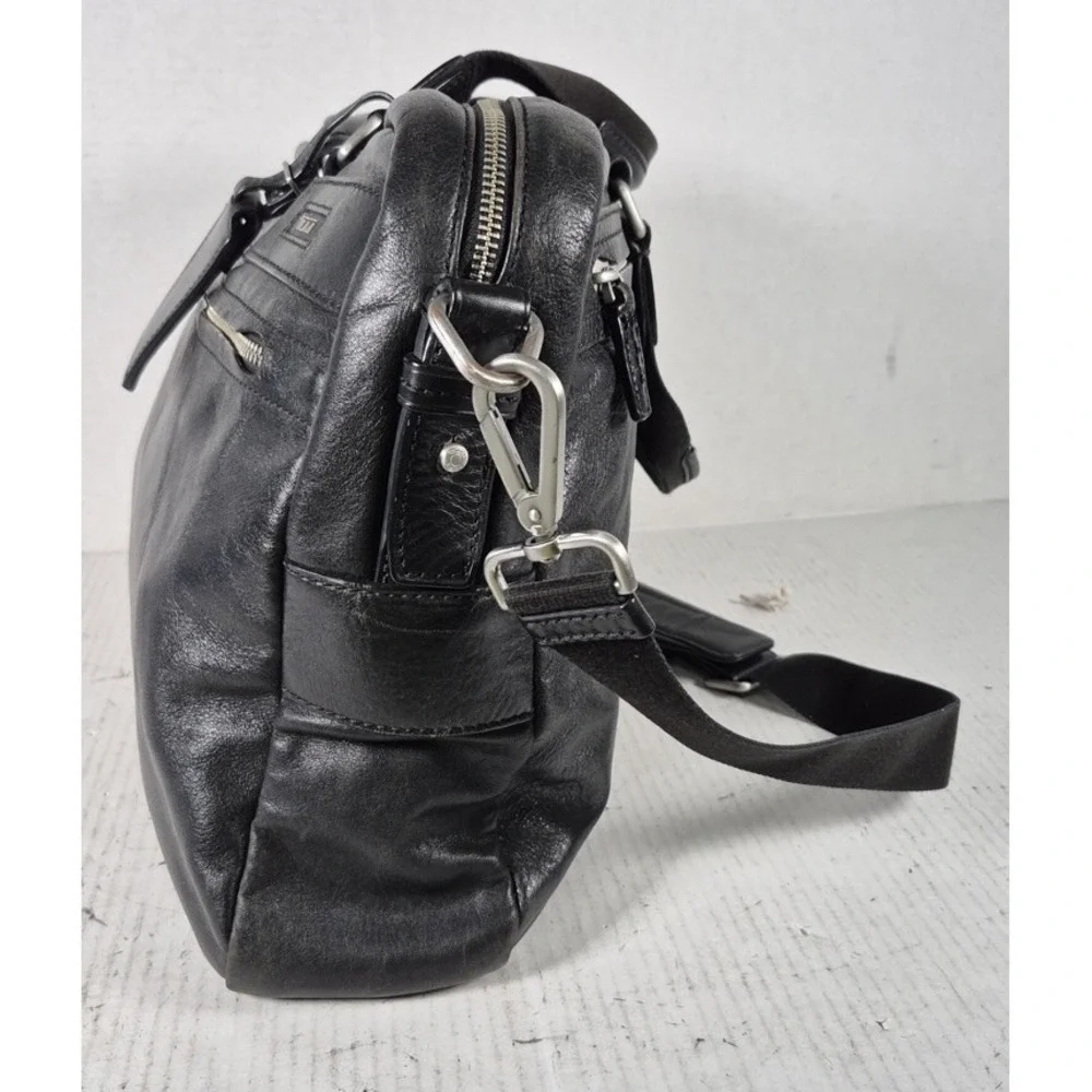 TUMI Black Leather Briefcase Messenger Business Travel Bag Strap